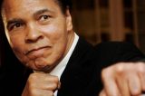 Muhammad Ali, a lenda do boxe, morre nos EUA aos 74 anos