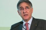 STF suspende processo contra Pimentel