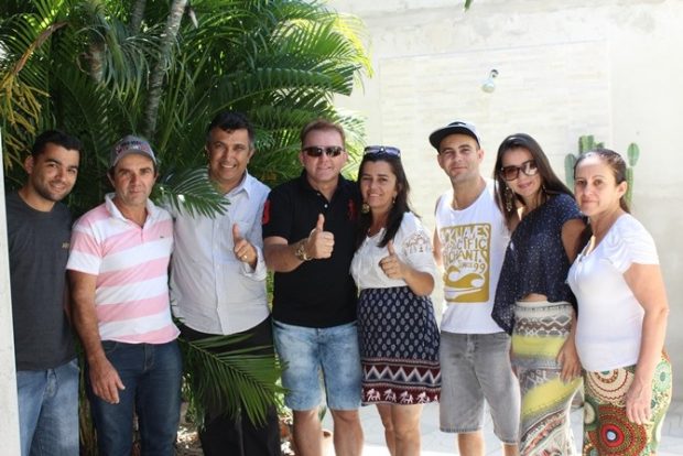 Alan Dias ao lado de Marcos Palmeira e familiares