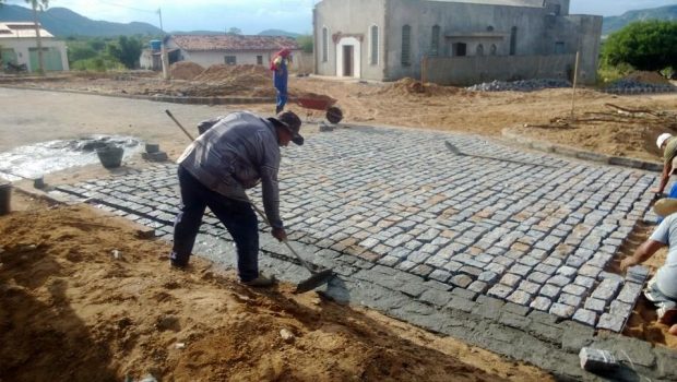 calçamento da comunidade dos crentes