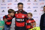 Apresentado no Flamengo, Diego avisa: ´Dia que jamais vou esquecer. Um sonho’