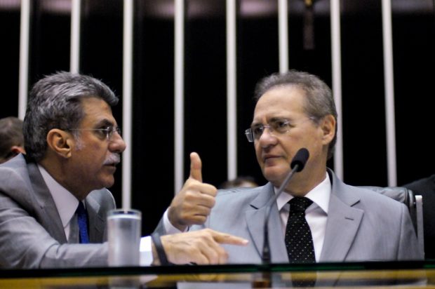 Plenário da Câmara dos Deputados durante sessão conjunta do Congresso Nacional. Mesa: senador Romero Jucá (PMDB-RR); senador Renan Calheiros (PMDB-AL) Foto: Geraldo Magela/Agência Senado