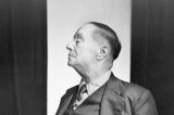 Precursor da ficcção científica, escritor H. G. Wells morre em Londres