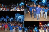Nos braços do povo: Pedro Oliveira e Murilo são festejados durante inauguração de comitê em Riacho Seco