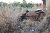 Seis pessoas morrem após carro bater de frente com carreta na Bahia