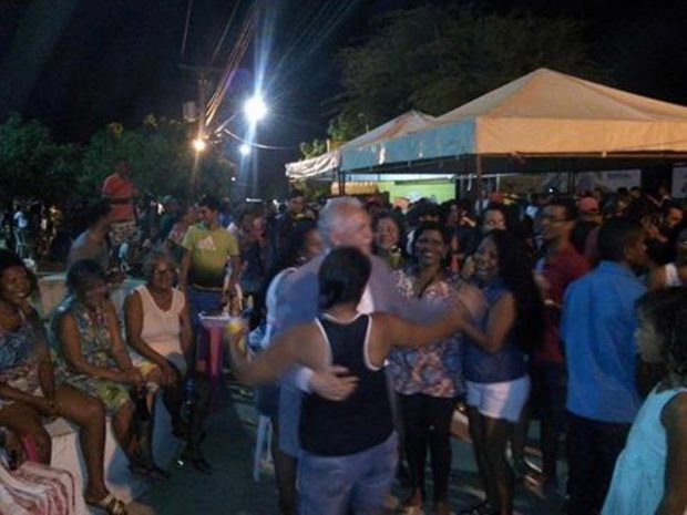 bandeira rala bucho4
