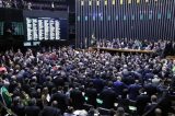 Senadores a favor do impeachment abrem mão de perguntas para acelerar julgamento Senadores a favor do impeachment abrem mão de perguntas para acelerar julgamento