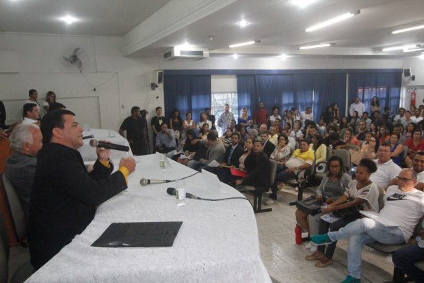 debate-uneb1