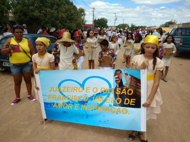 desfile cívico itamotinga (8)