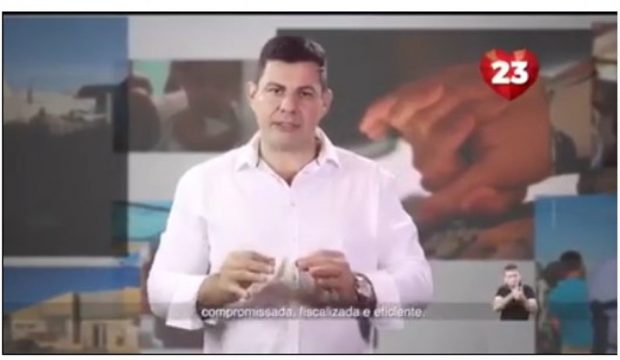 leao janela