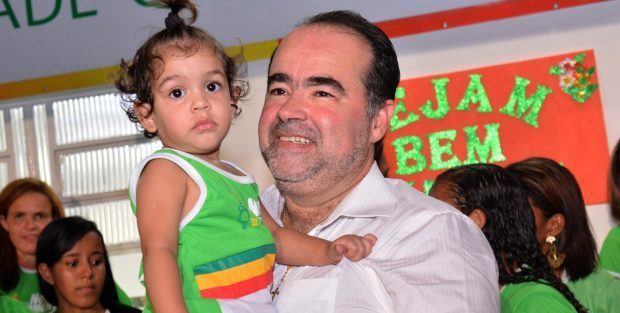 lossio-com-crianca1