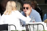 Ronaldo Fenômeno tem almoço romântico com Celina Locks na França
