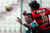 Sport joga bem, mas cai ante o líder Palmeiras