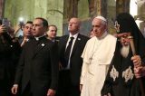 Papa denuncia ‘guerra mundial’ contra o casamento