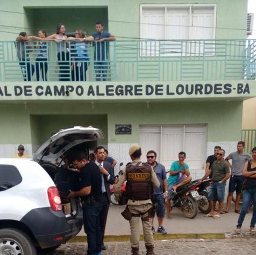 policia-em-campo3