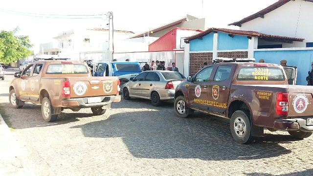 policia-em-campo4