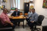 Deputado Roberto Carlos recebe o atual prefeito de Juazeiro, Isaac Carvalho, e o prefeito eleito, Paulo Bonfim Deputado Roberto Carlos recebe o atual prefeito de Juazeiro, Isaac Carvalho, e o prefeito eleito, Paulo Bonfim