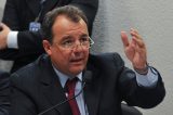 Ex-assessor de Sérgio Cabral tentou fugir com maleta de dinheiro, diz revista