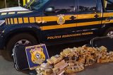 PRF apreende mais de 100 kg de maconha em carroceria de carro em Senhor do Bonfim