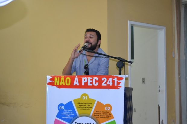 estudante-na-camara