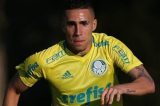 Oswaldo indica volante do Palmeiras ao Corinthians