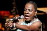 Morreu a cantora norte-americana Sharon Jones