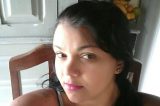 Mulher é assassinada com tiros de revólver e espingarda na frente do filho
