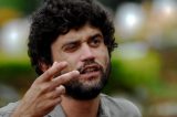 Lirinha: Invasão de escola do MST é “suspensão da democracia” Lirinha: Invasão de escola do MST é “suspensão da democracia”