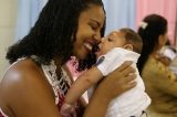 Um ano após o alerta sanitário, pesquisadora que associou o zika à microcefalia denuncia falta de apoio