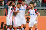 Flamengo faz as pazes com a vitória, bate o América-MG e segue vivo pelo título