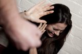 Mais outro lamentável caso de agressão contra mulher: Homem é preso por agredir mulher com pancadas na cabeça e nos braços