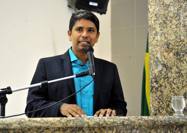 edinaldo-lima-na-tribuna
