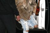 Justin Bieber aparece com look exótico em balada