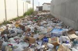 Imagens impressionantes mostram a cidade de Casa Nova tomada pelo lixo e a irresponsabilidade