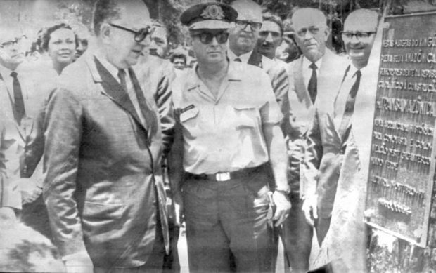 medici inaugurando transamazonica
