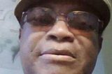 Homem multado durante quatro dias estava morto dentro do carro