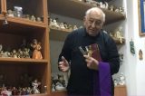 ‘Mesmo padres têm medo’: a dificuldade de exorcista veterano em encontrar sucessores