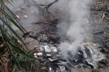 A bruxa está solta: Avião cai e mata cinco pessoas