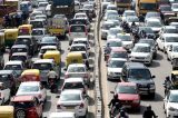 Pessoas que vivem perto de vias movimentadas têm maior incidência de demência, indica estudo