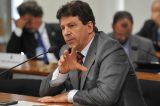 Senador condenado à prisão está solto e impune