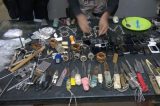 Celulares, facas e drogas são apreendidos no Presídio de Salgueiro