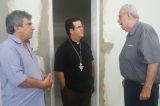 Bispo diocesano de Juazeiro, Dom Frei Alberto Breis visita instalações do HDT