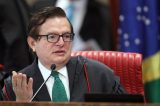 O ministro gay da parada