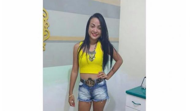 mulher morreafogada