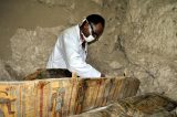 Oito múmias são encontradas em túmulo faraônico com mais de 3 mil anos de antiguidade