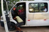 Alerta urgente: Transporte escolar de Uauá coloca em risco vida de professores; veja as imagens