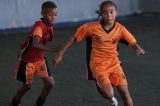 Menina de 12 anos se destaca no mundo da bola e recebe elogio da campeã Marta