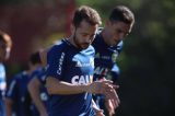 Zé Ricardo admite promover estreias de Everton Ribeiro e Rodholfo na quarta