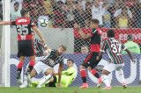 “A culpa foi do gramado pelo segundo gol do Flamengo”