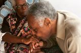 Gilberto Gil visita Mãe Stella de Oxóssi em Salvador: ‘Dia de São João e dar um beijo em Mãe Stella’